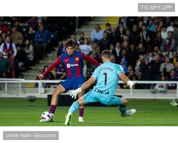 VAR争议再起：赫罗纳绝杀球引巴萨强烈不满